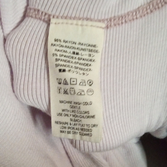 We The Free Light Purple Oversized Rib Knit Turtle Neck Sweater Size Medium - Picture 7 of 7